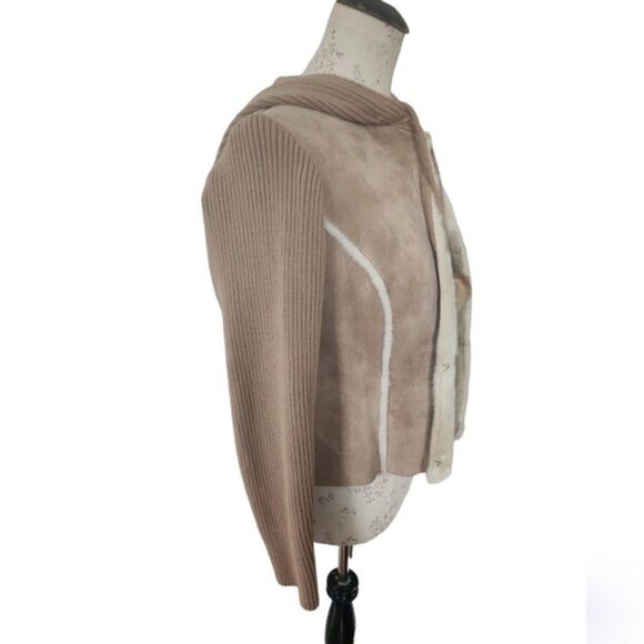 Q.U.E. Leather Suede Tan Short Jacket Open front w/ Hood & Pom Poms Size Medium - Picture 5 of 10